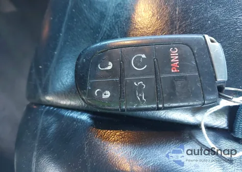 2017 Chrysler 300 300S z USA, uszkodzony, nr VIN 2C3CCABG2HH662985